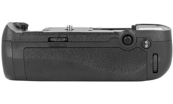 Grip Battery Pack MB-D18 obsługujący akumulatory EN-EL15A AA do aparatu Nikon D850