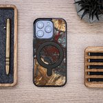 Bewood nakładka Unique do iPhone 16 Pro 6,3" Planets Pluton z MagSafe