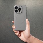 Futera Silicone Mag Cover kompatybilny z MagSafe do IPHONE 15 PRO tytanowy szary