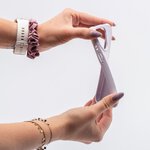 Silicone Zephyr Mag Cover kompatybilny z MagSafe do IPHONE 15 liliowy