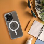 Futera Frost Mag Cover kompatybilny z MagSafe do IPHONE 14 PRO transparent