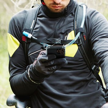 ROAR futerał ARMOR JELLY do IPHONE 16 Pro transparentny ROAR futerał ARMOR JELLY do IPHONE 16 Pro transparentny