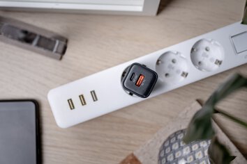 Ładowarka sieciowa Newell GaN 33 W
