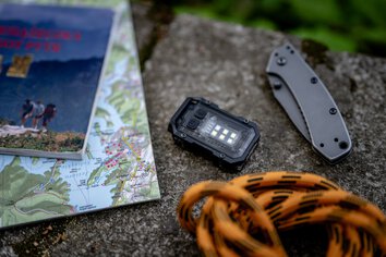 Latarka LED Newell EDC Nyks Solid - czarna