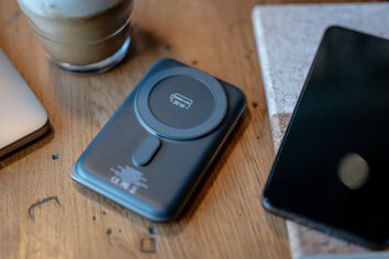 Power Bank Newell MS-10000 MagSafe 10000 mAh PD 20 W - szary