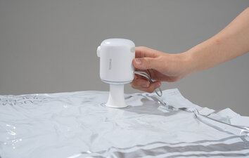 Przenośna mini pompka, lampka Baseus PocketGo C11157700221-00